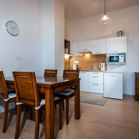 Peak - Bernard Stary Smokovec 아파트호텔 Vysoké Tatry